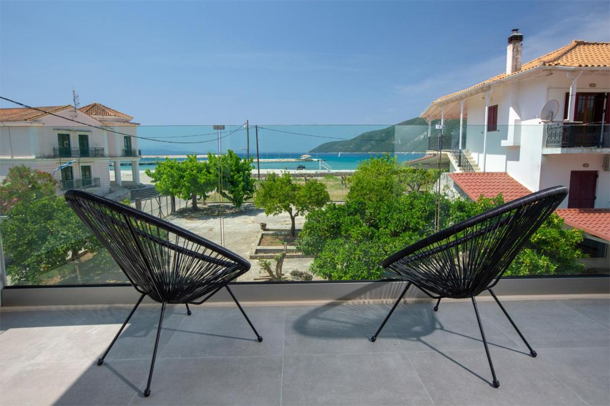 Seascape Villas Vassiliki - Beachfront Villas Экстерьер фото