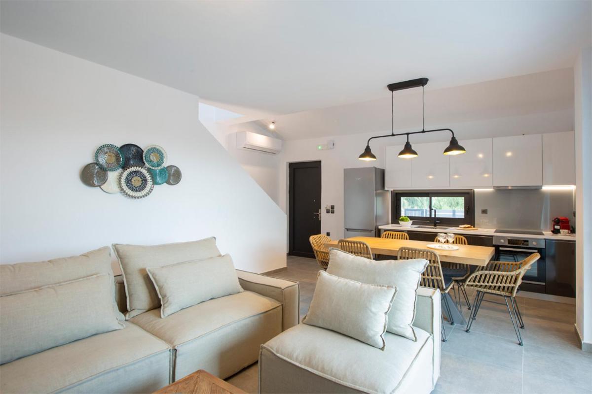 Seascape Villas Vassiliki - Beachfront Villas Экстерьер фото